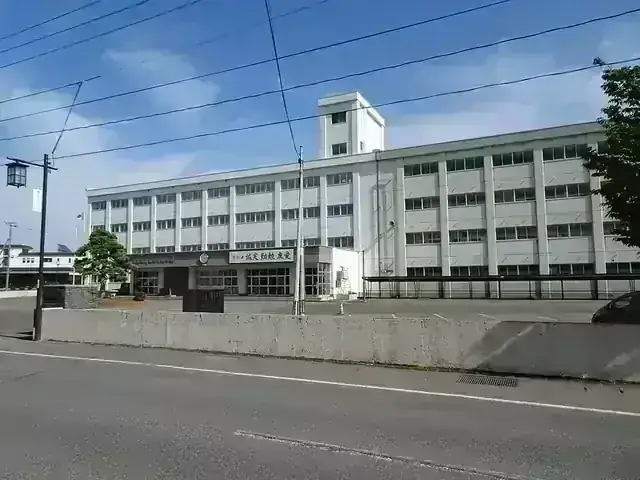 青森県立浪岡高等学校