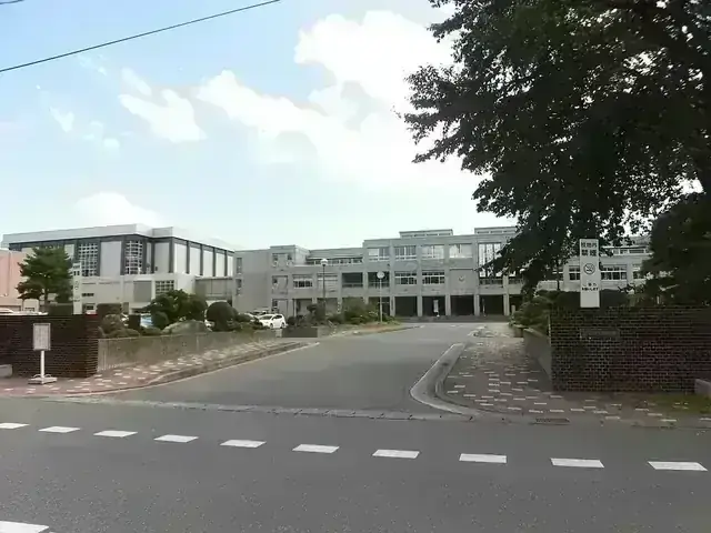 山形県立米沢興譲館高等学校