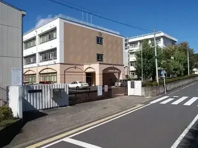 東京都立五日市高等学校
