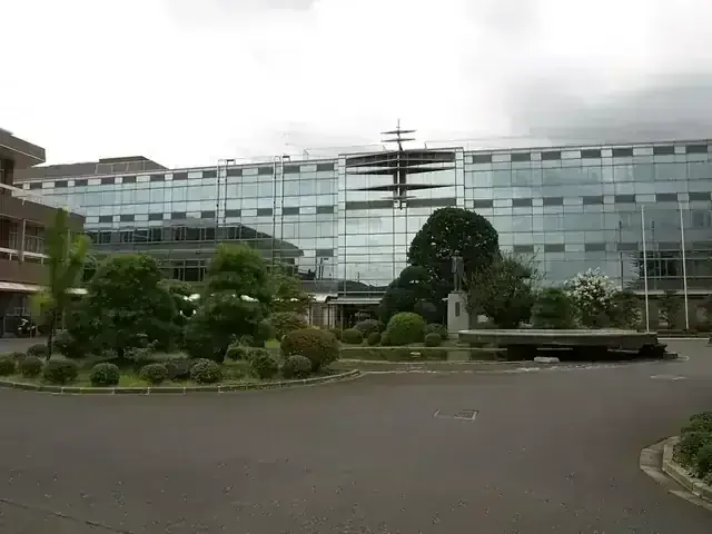 横浜商科大学高等学校
