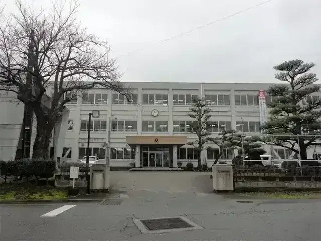富山県立八尾高等学校