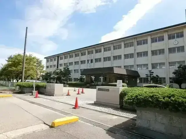 富山県立富山商業高等学校