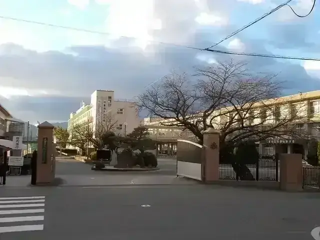 三重県立松阪高等学校
