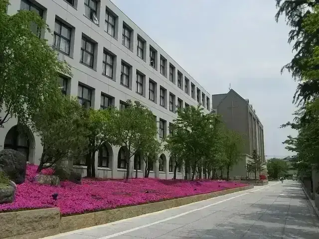 洛星高等学校