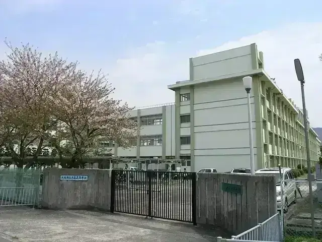 大阪府立みどり清朋高等学校