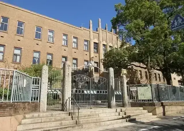 四條畷学園高等学校