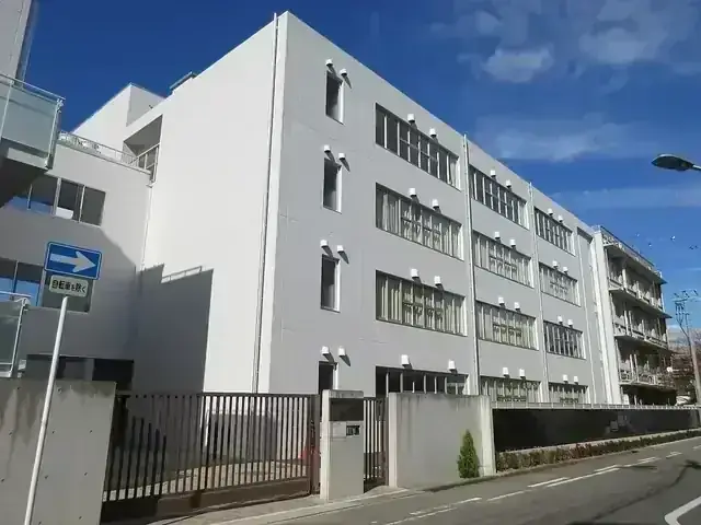 堺リベラル高等学校
