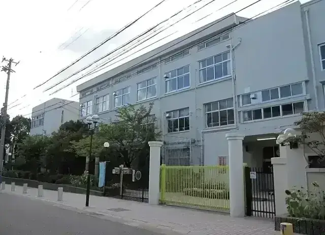 神戸市立楠高等学校