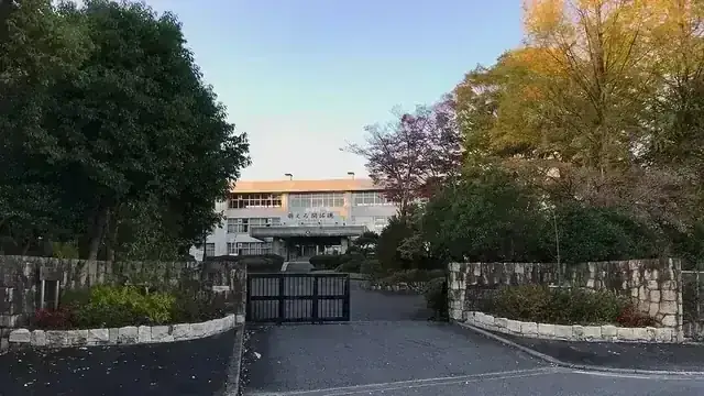奈良県立山辺高等学校