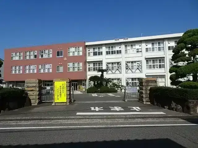 岡山県立玉島商業高等学校