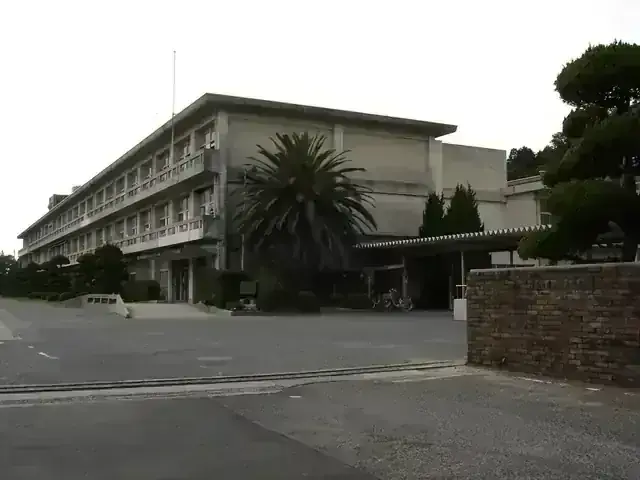 山口県立光高等学校